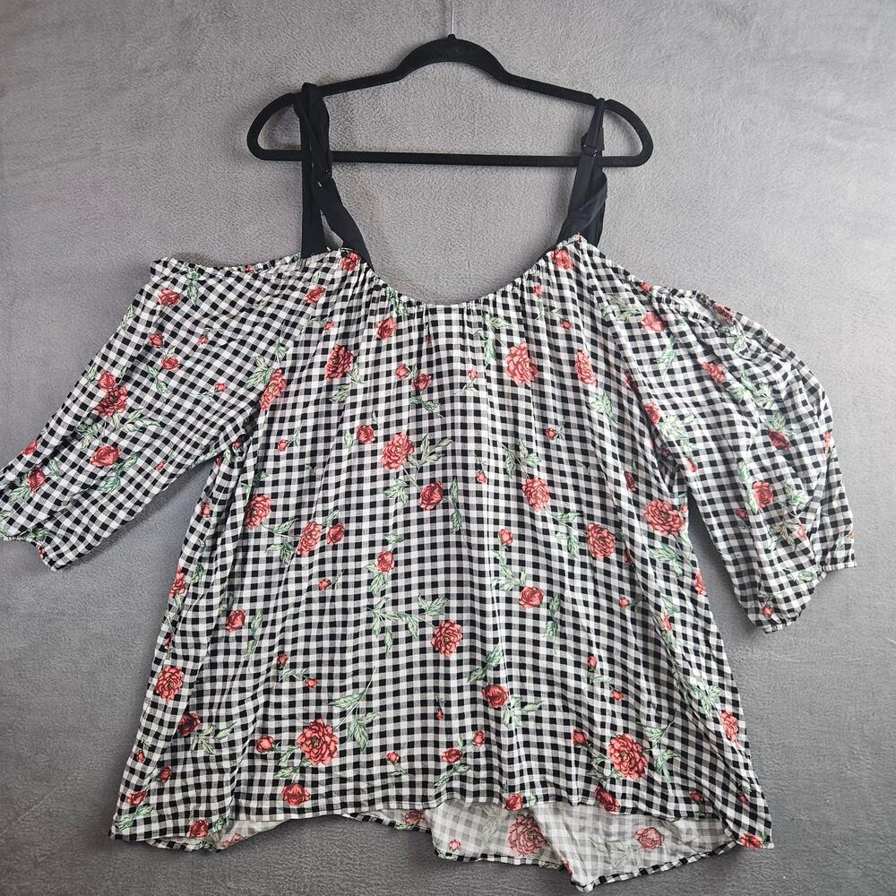 Torrid Gingham Floral Cold Shoulder Blouse Black White Rose Print Flowy Top Sz 4 - Picture 6 of 8
